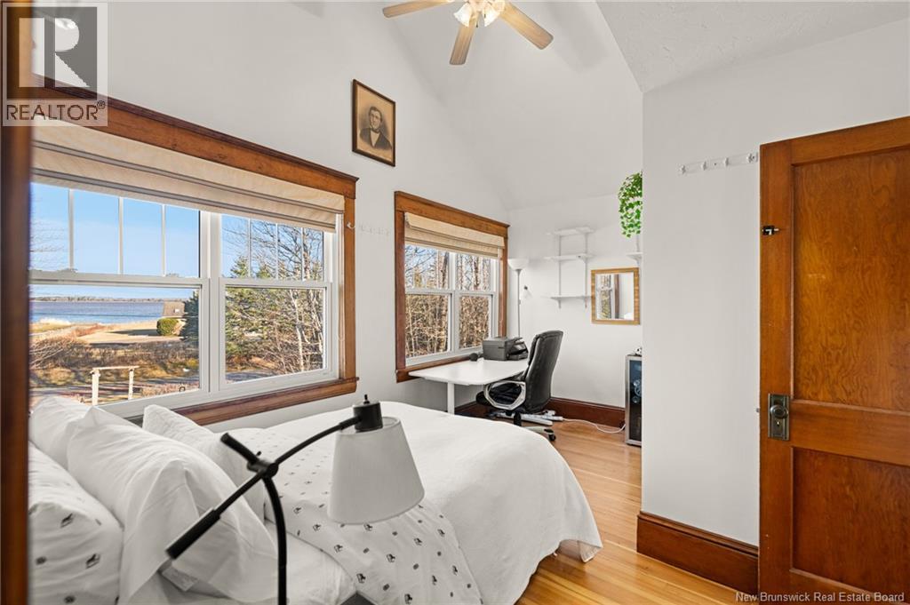 80 MARTIN ROAD - 31