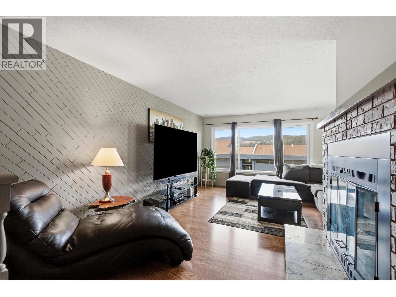 328 LITZENBURG CRESCENT - 10