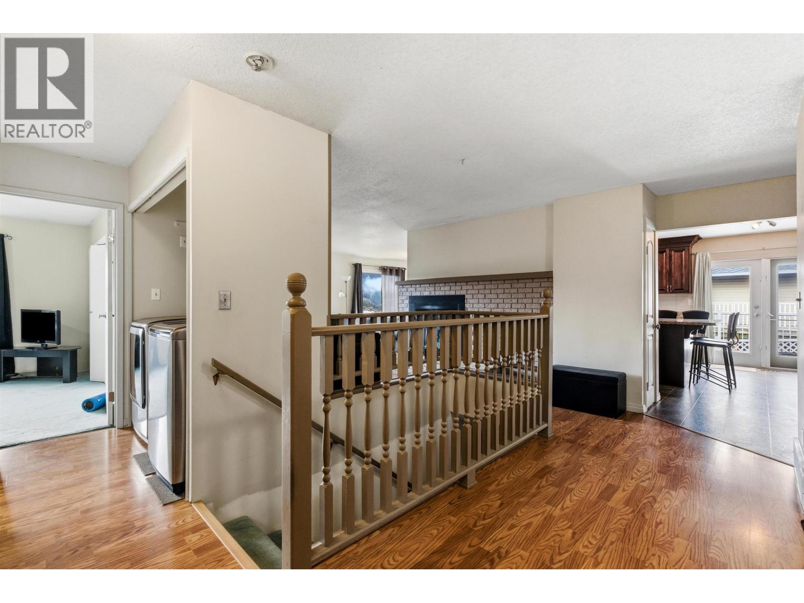 328 LITZENBURG CRESCENT - 12