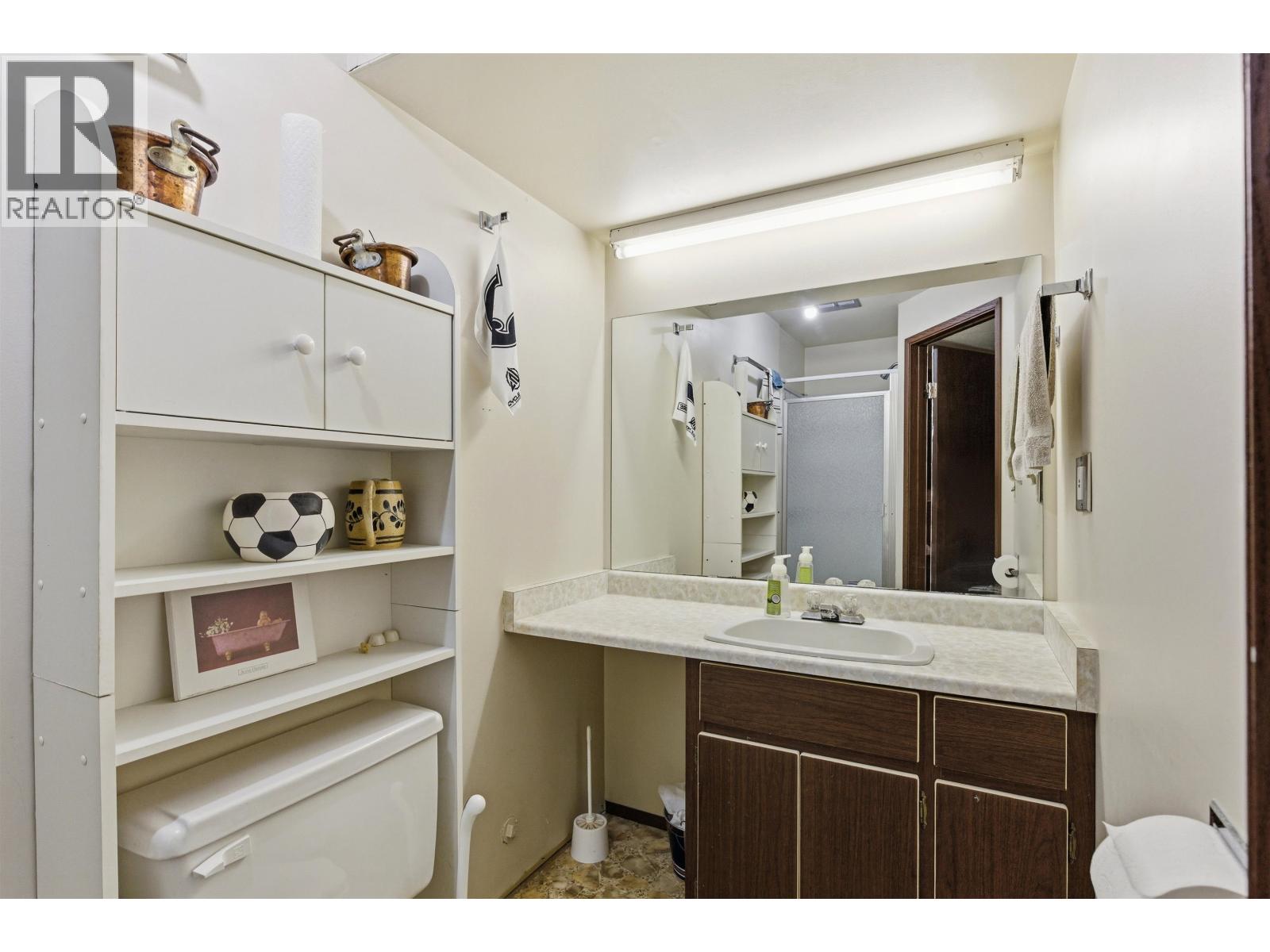 328 LITZENBURG CRESCENT - 24