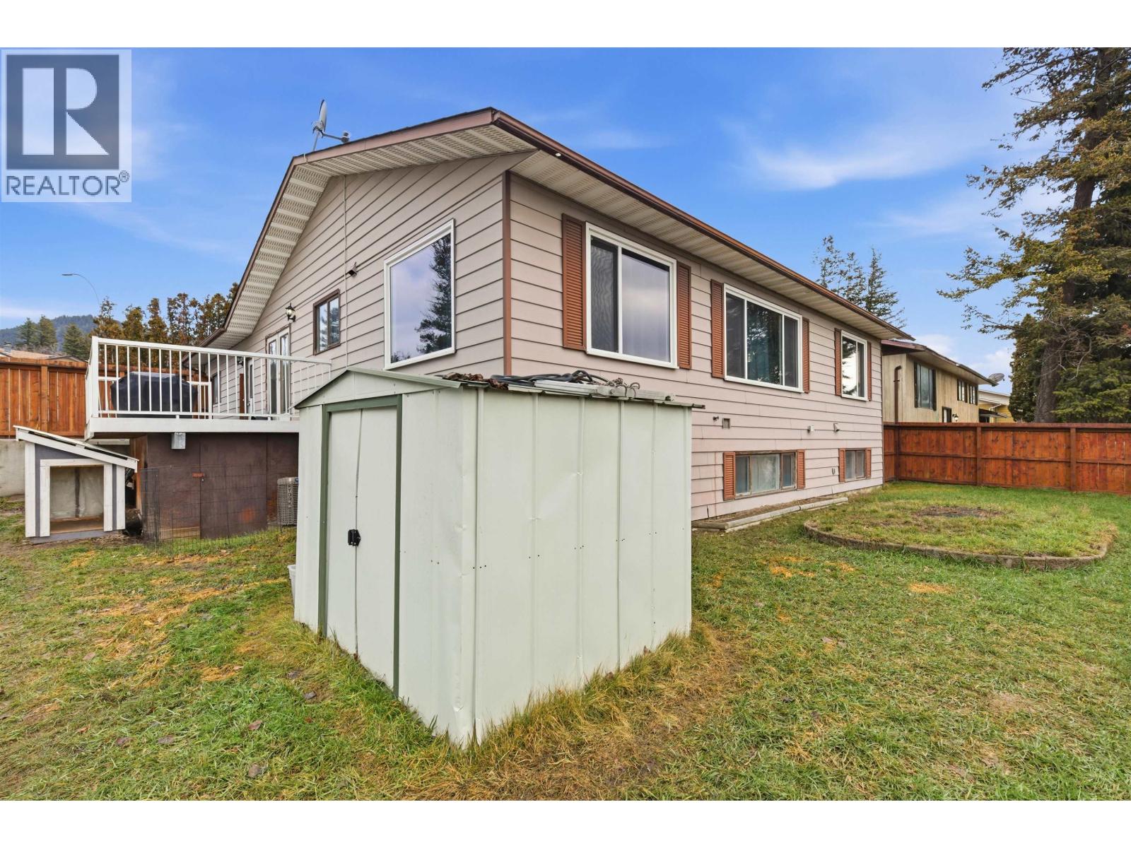 328 LITZENBURG CRESCENT - 30