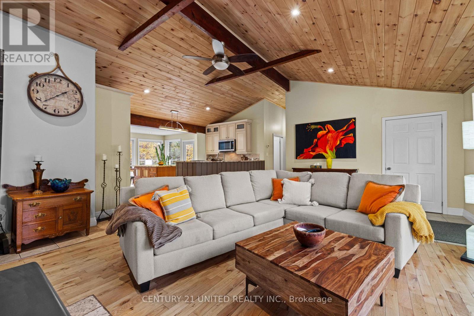 25 SUGARBUSH BOULEVARD - Photo 3 of 36, Trent Lakes, Ontario