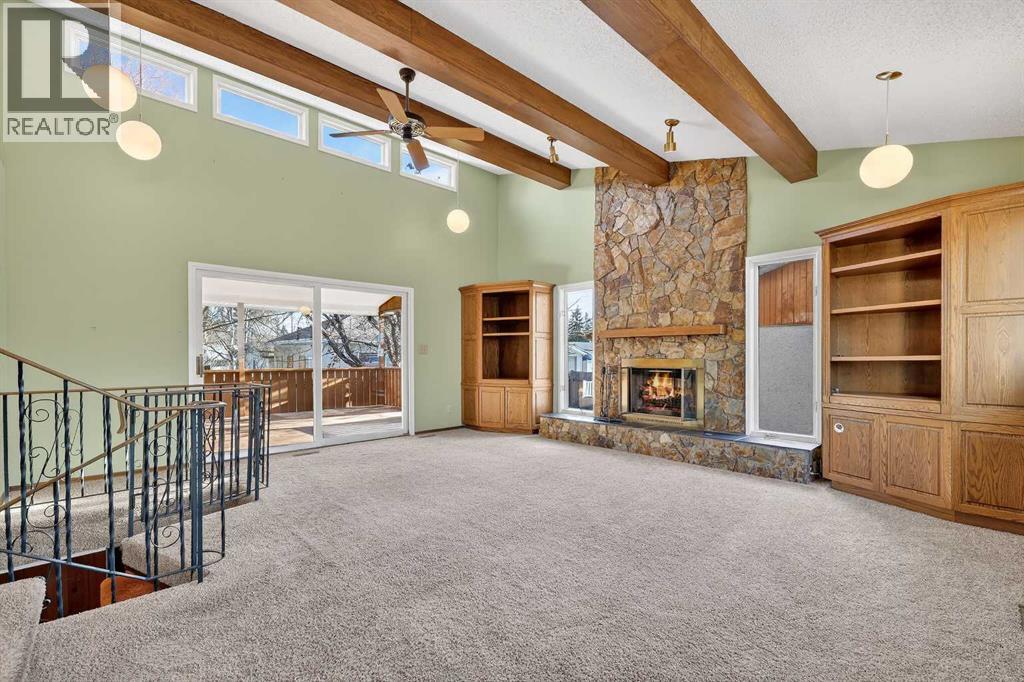 Single Family House Bi-level for Sale in  Valiant Drive NW Varsity Calgary 