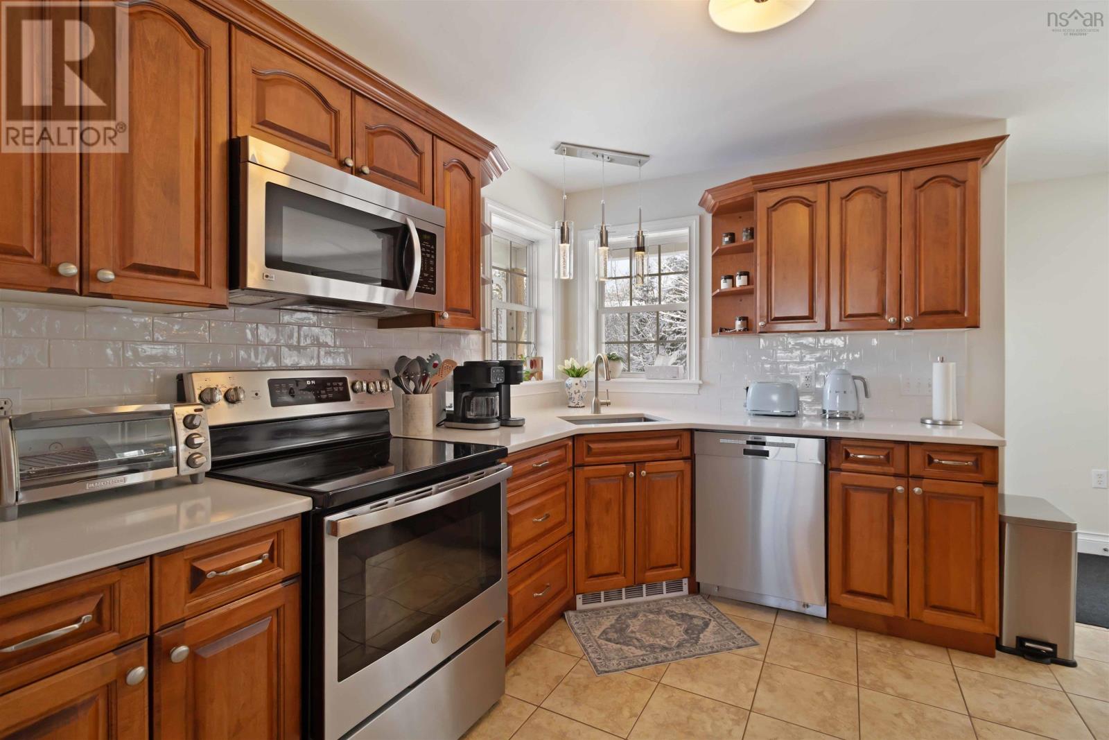 Property 15 of 46 of 11 Forestridge Drive