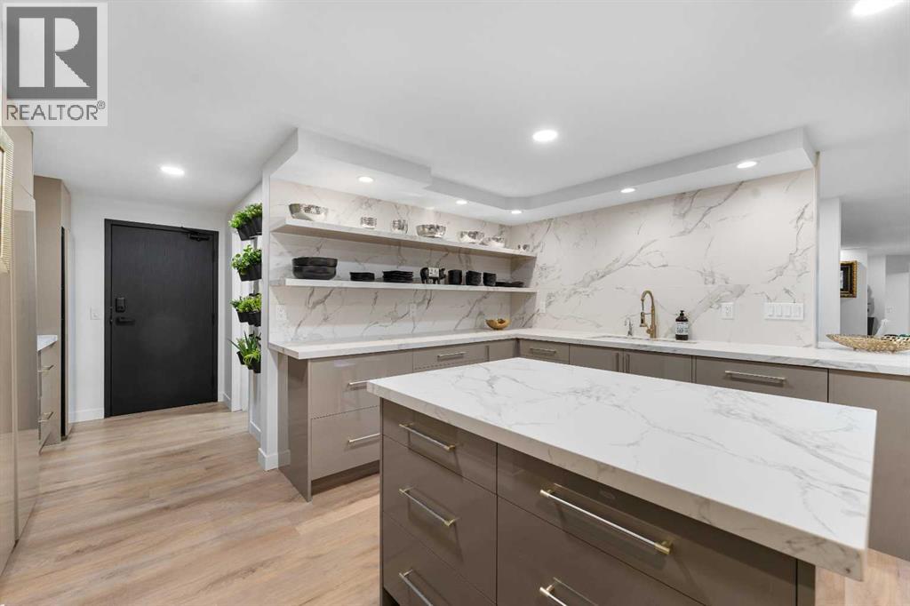 Single Family House for Sale in   Meredith Road NE Crescent Heights Calgary 