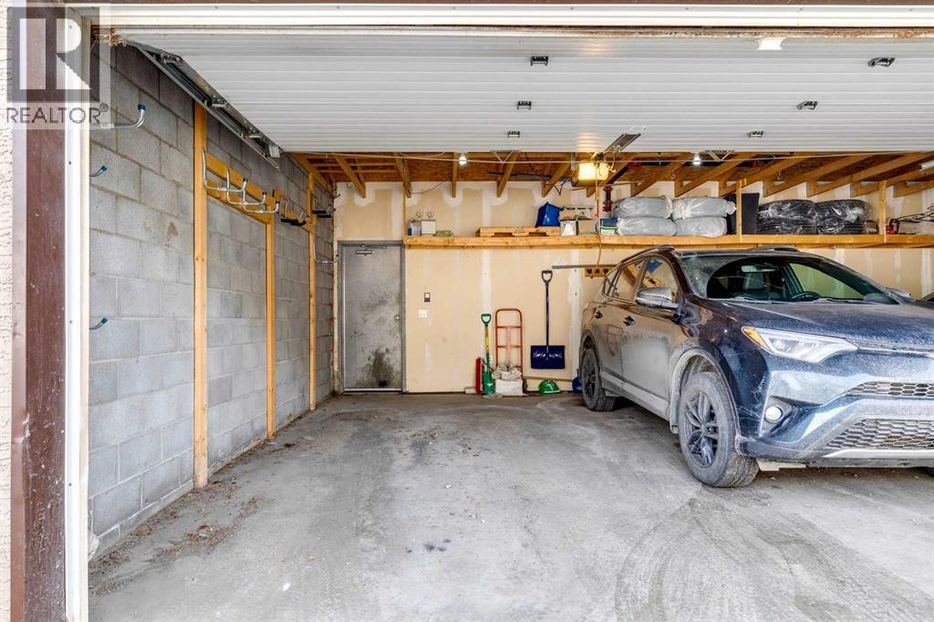 Single Family House for Sale in    Avenue SW Windsor Park Calgary 