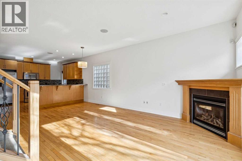 Single Family House for Sale in    Avenue SW Windsor Park Calgary 