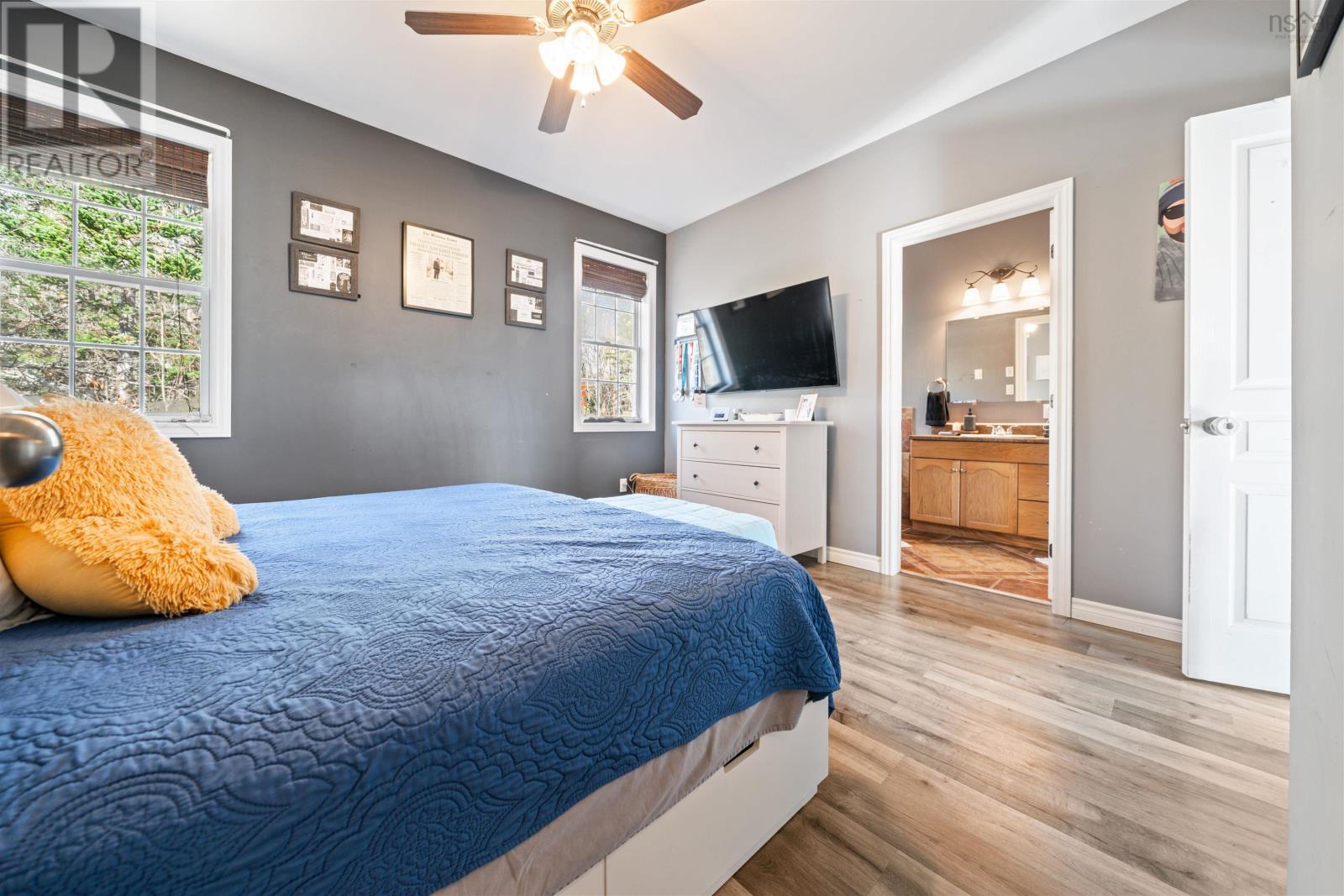 Property 18 of 46 of 3 Maceachern Loop