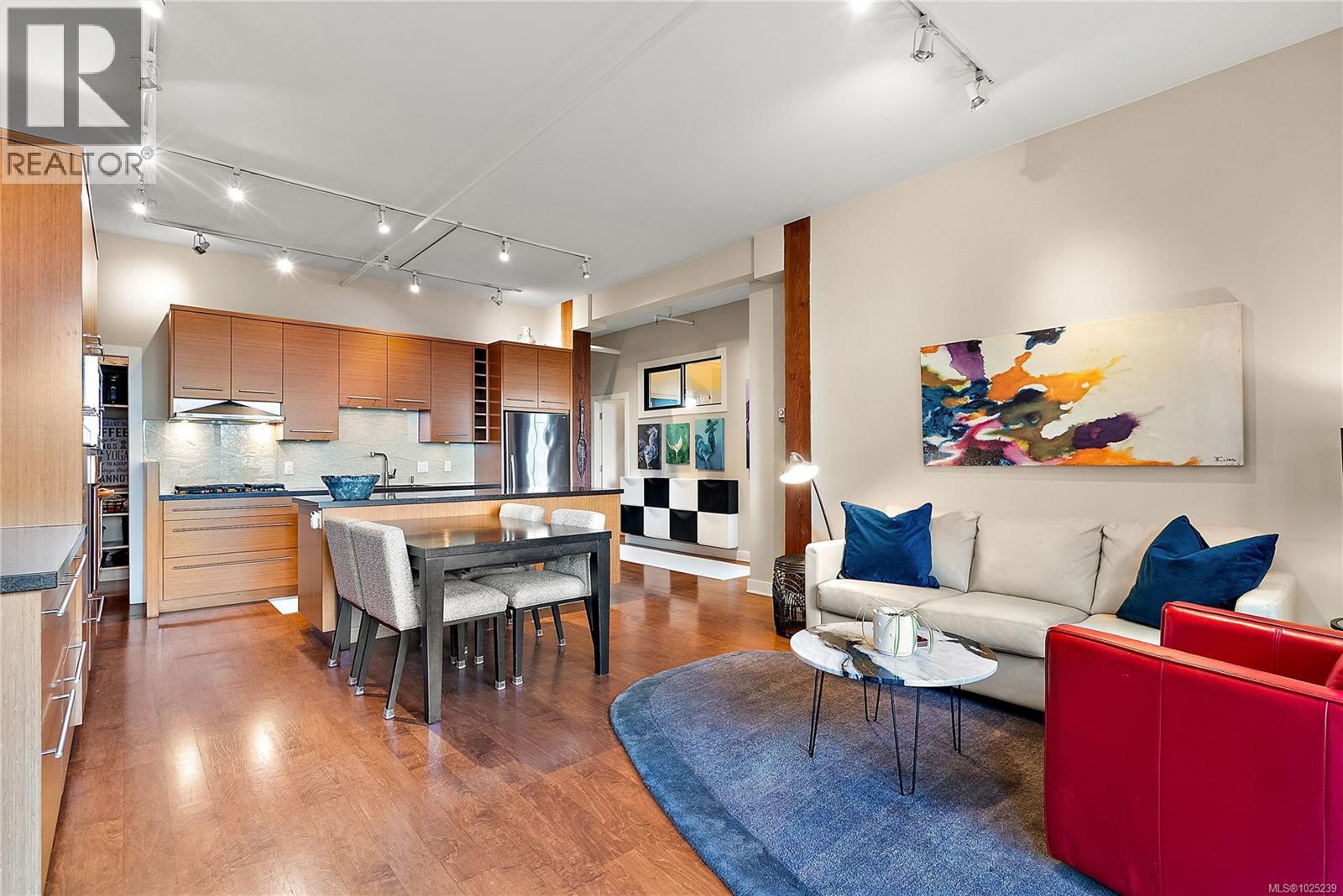 107 455 Sitkum Road, Victoria