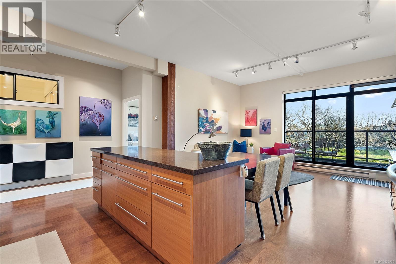 107 455 Sitkum Road, Victoria