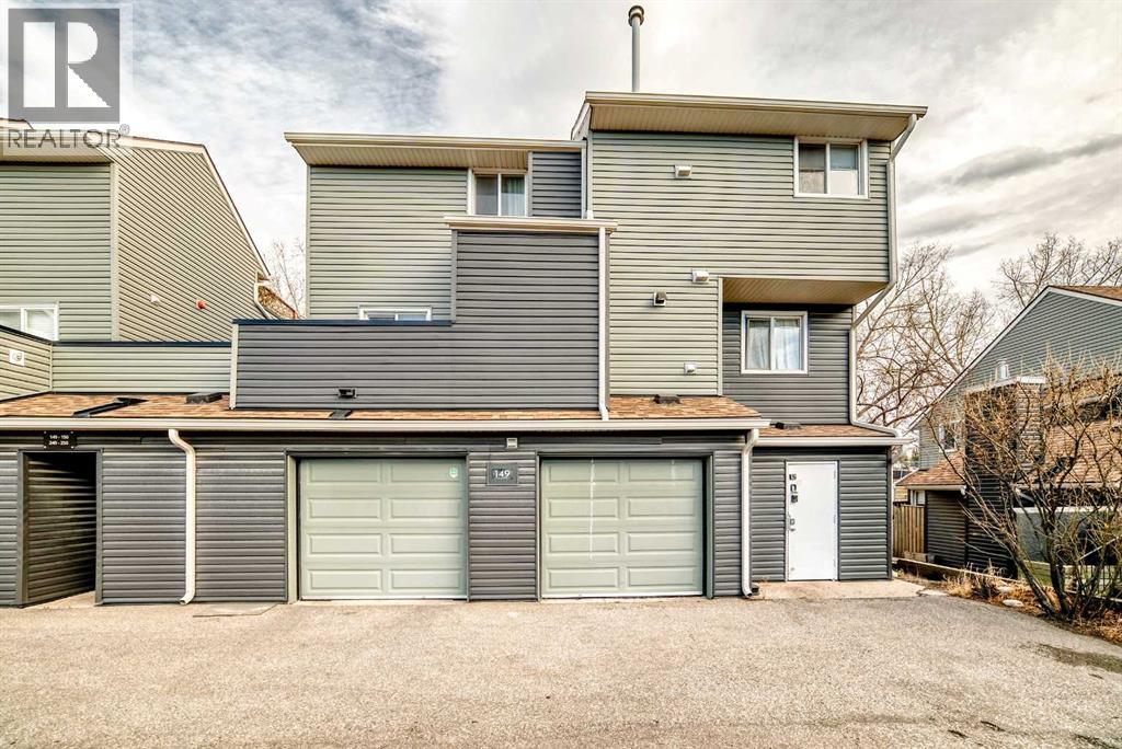Single Family House for Sale in   Glamis Green SW Glamorgan Calgary 