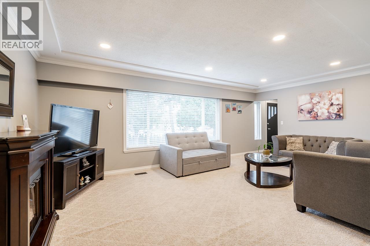 4729 64 STREET - Photo 4 of 20, Delta, British Columbia