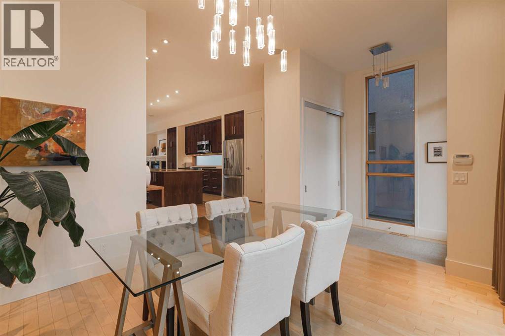 Single Family House for Sale in   Avenue SW South Calgary Calgary 