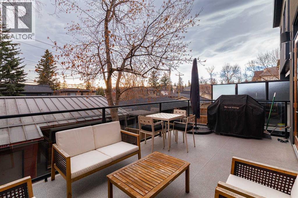 Single Family House for Sale in   Avenue SW South Calgary Calgary 