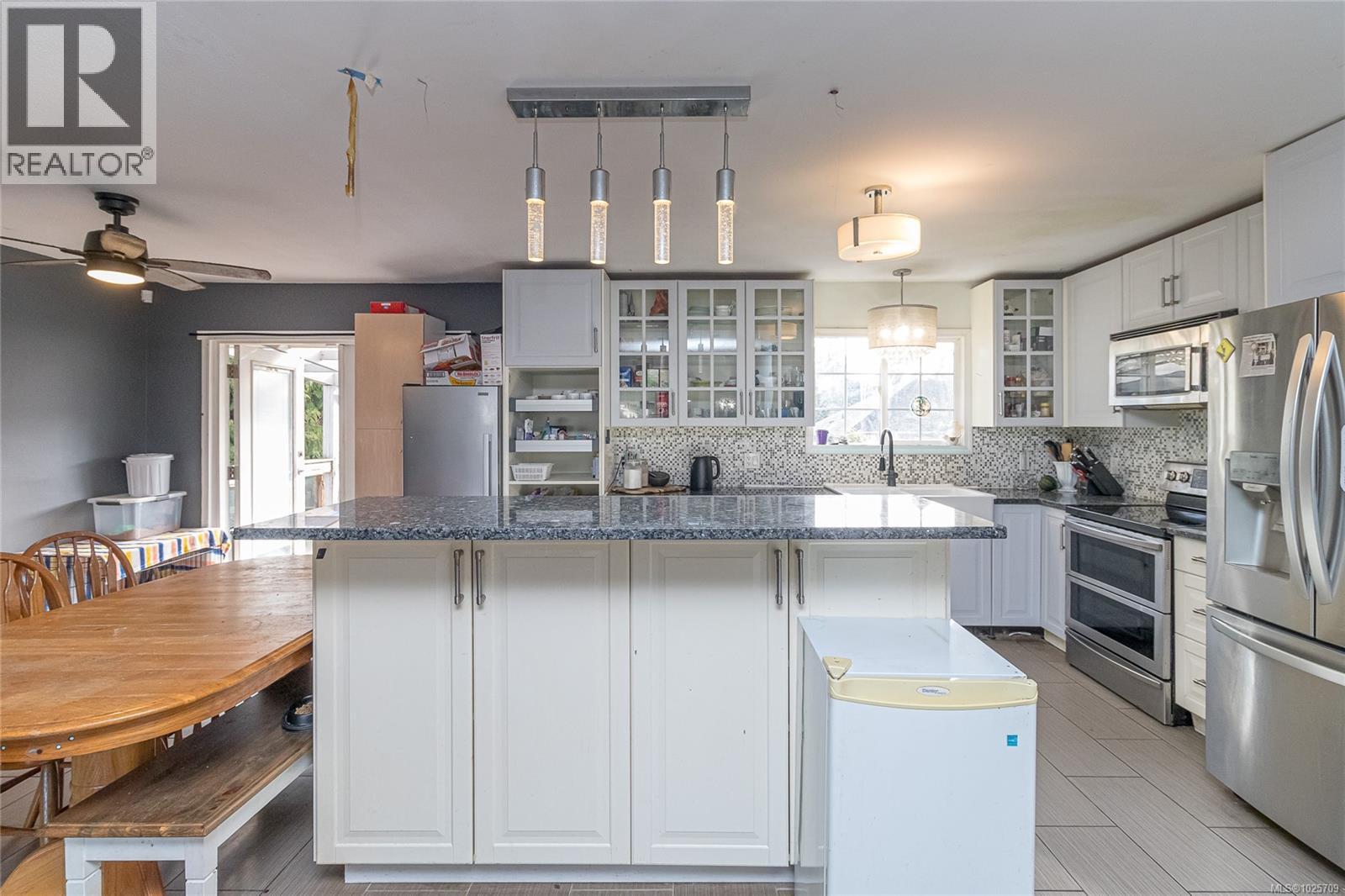 6343 Fairview Way, Duncan