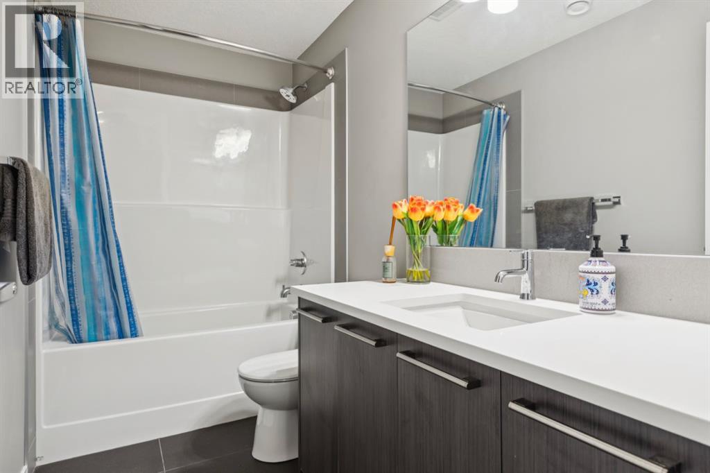 Single Family House for Sale in  West Grove Point SW West Springs Calgary 