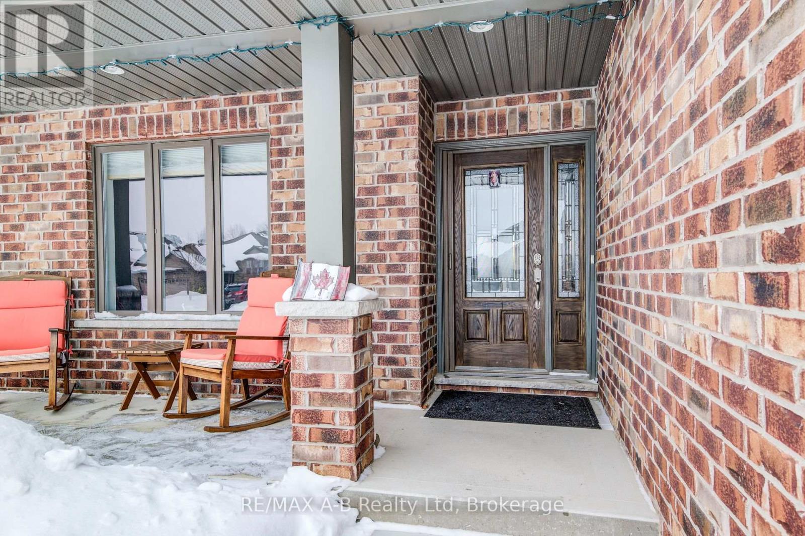 199 LIEBLER STREET - Photo 3 of 49, East Zorra-Tavistock (Tavistock), Ontario