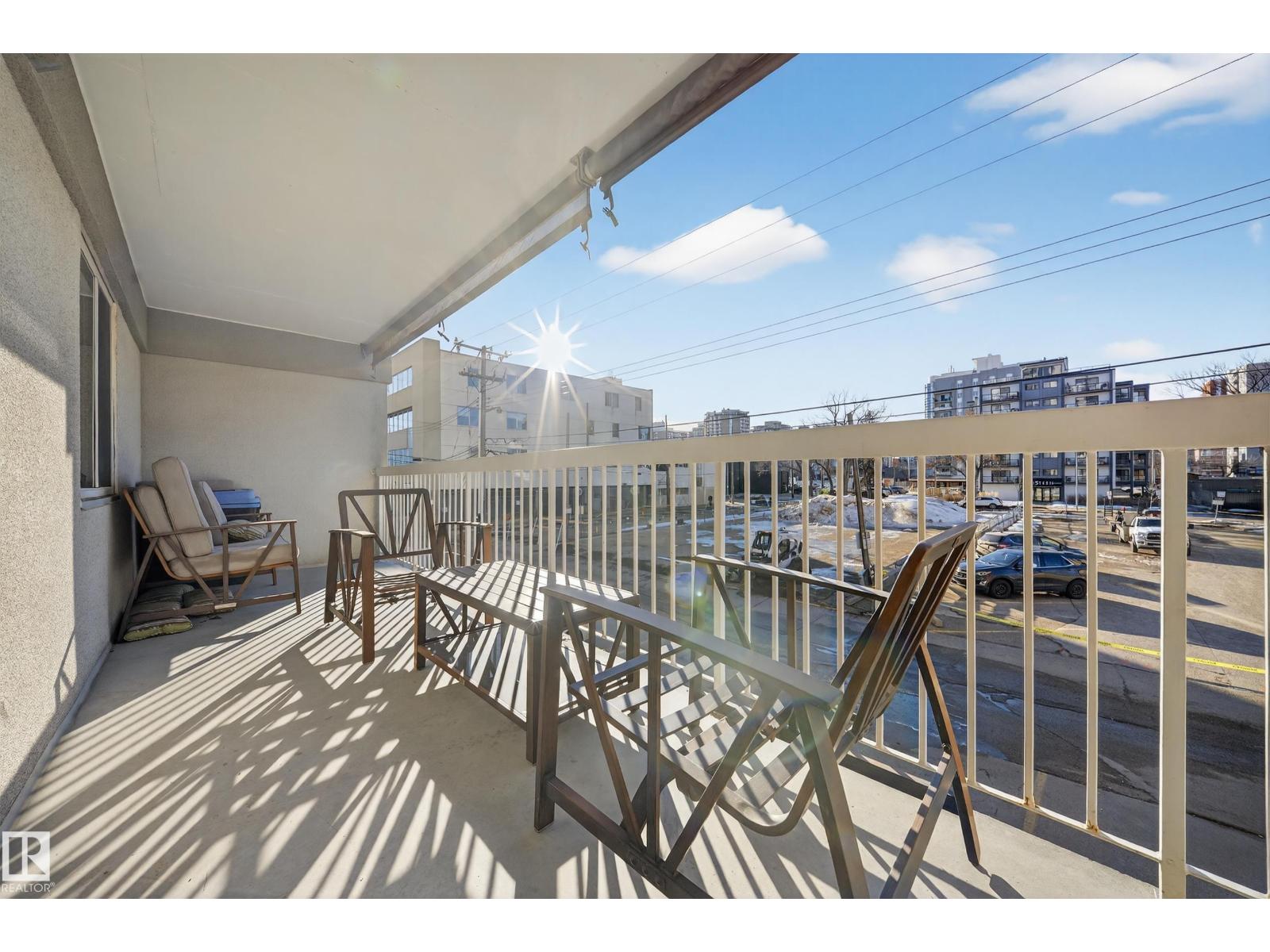 #205 10130 114 ST NW - 28