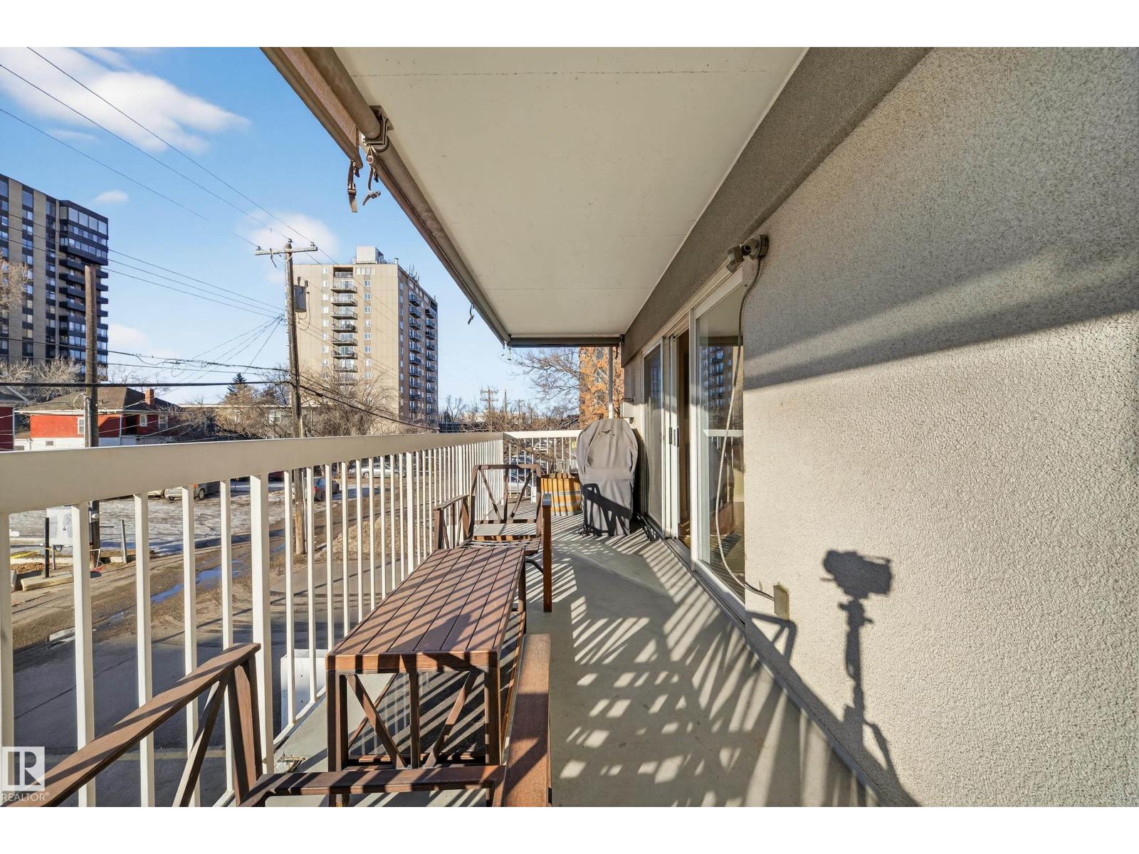 #205 10130 114 ST NW - 30