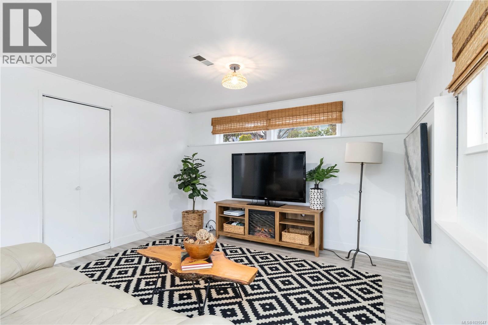  580 Baker Street, Saanich