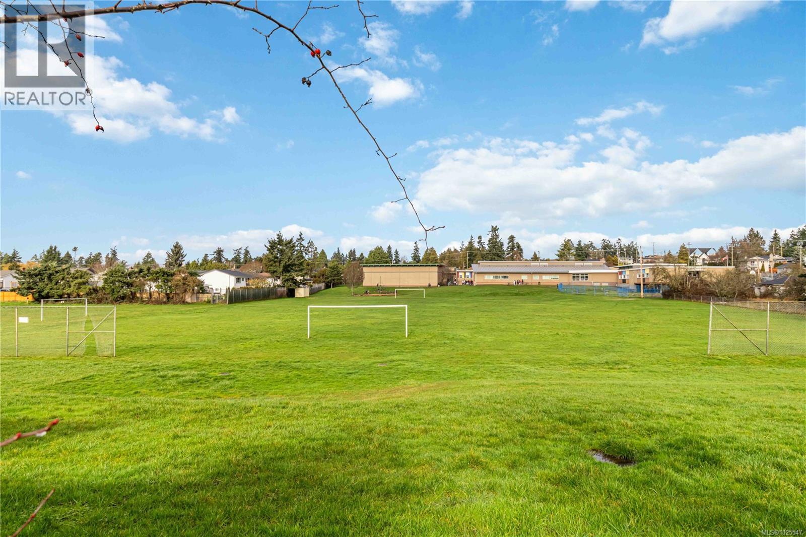  580 Baker Street, Saanich