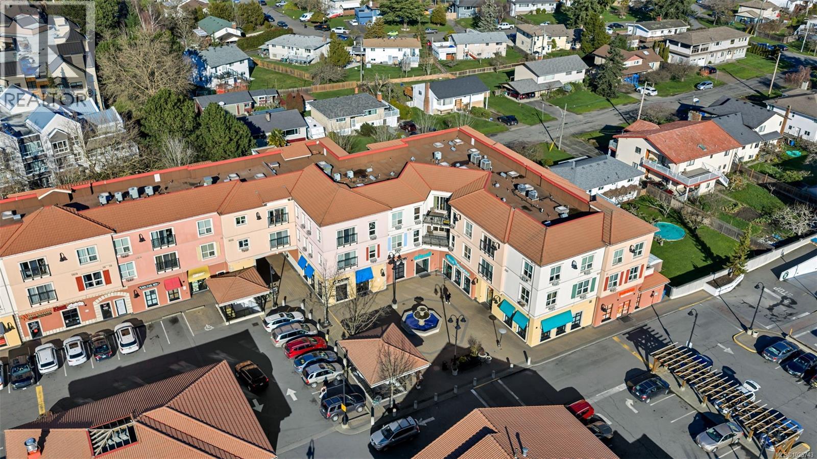 210 1642 McKenzie Avenue, Saanich