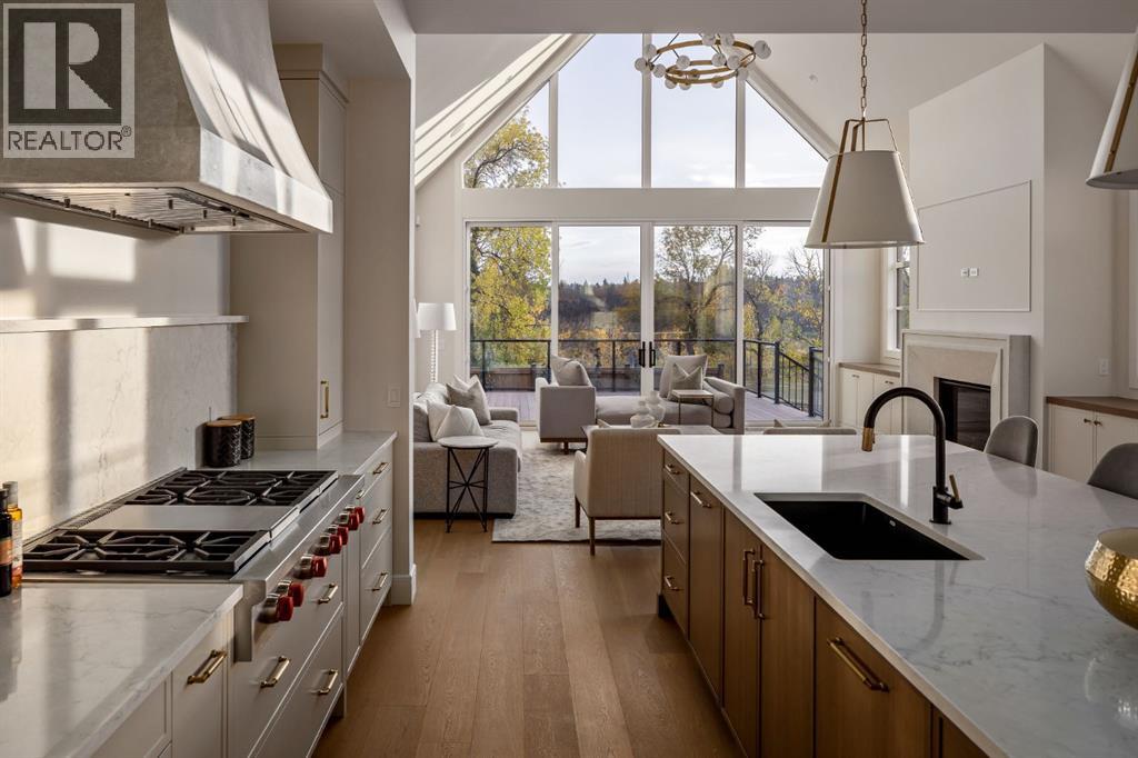 Single Family House for Sale in  Toronto Crescent NW St Andrews Heights Calgary 