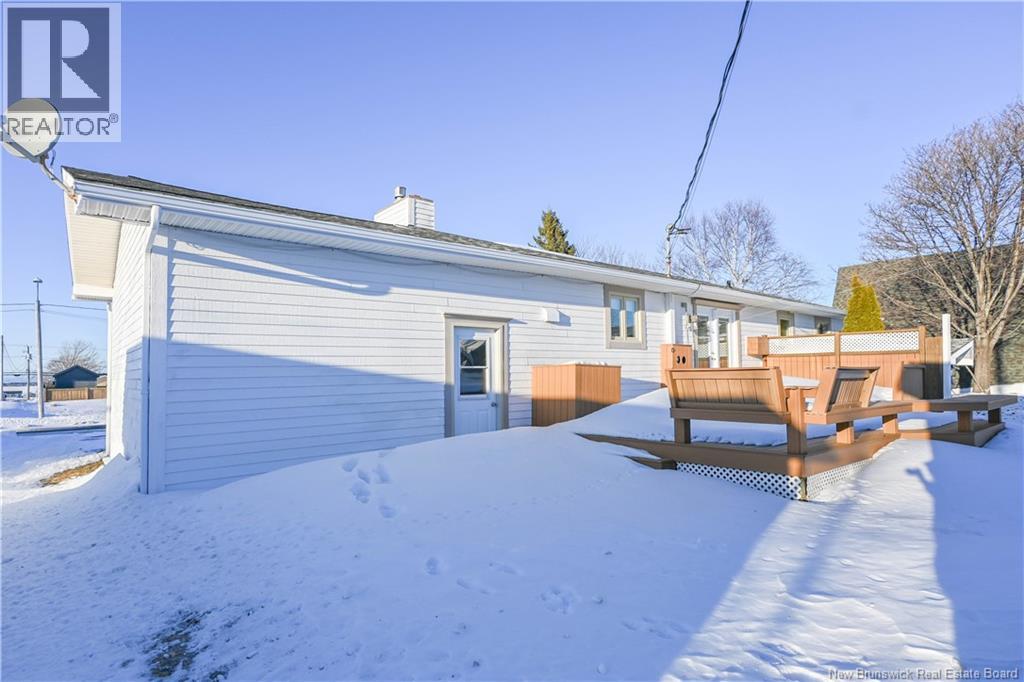 262 Savard Street - Photo 4 of 6, Caraquet, New Brunswick