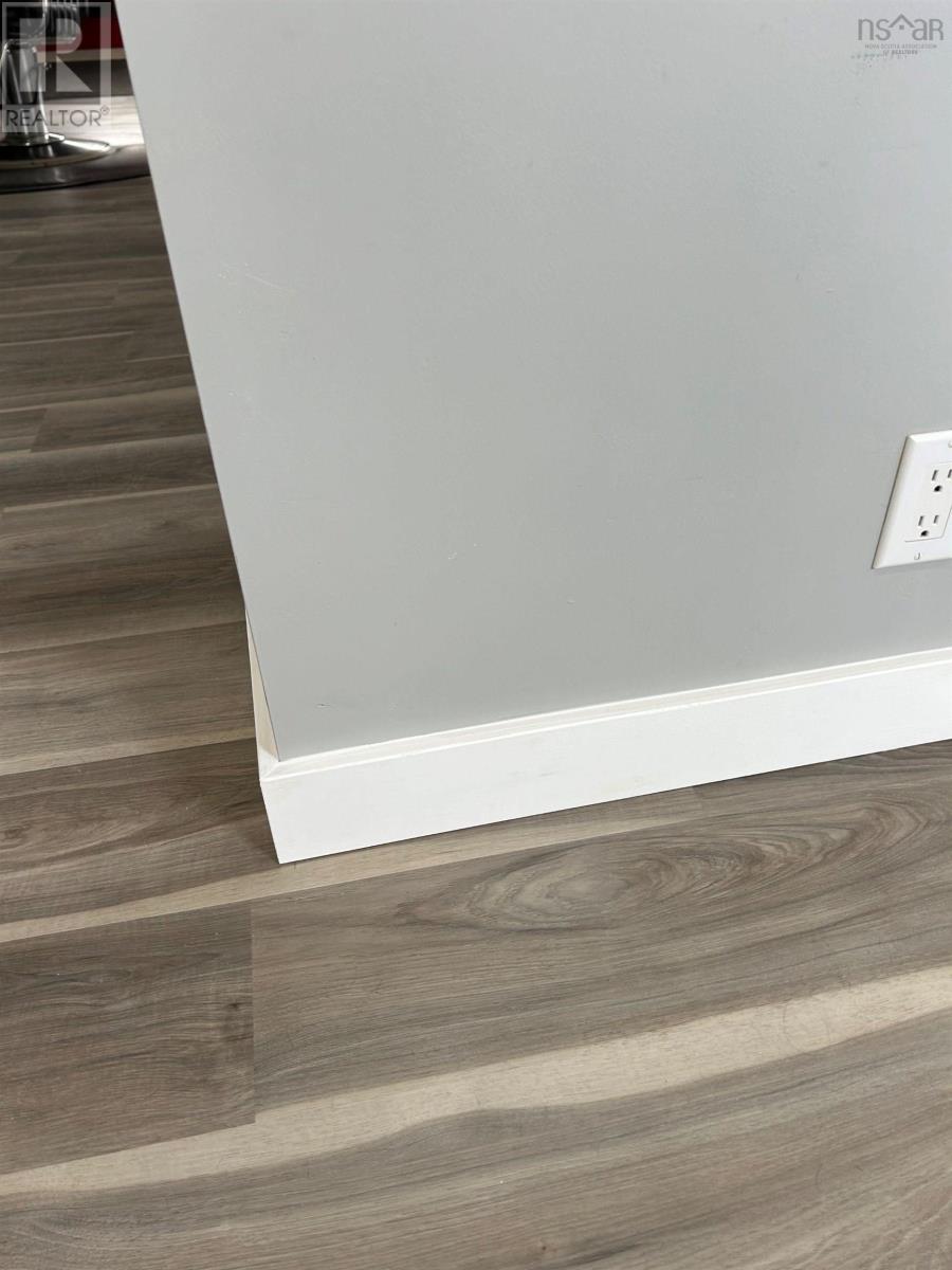 Property 19 of 47 of 108 Montague Row