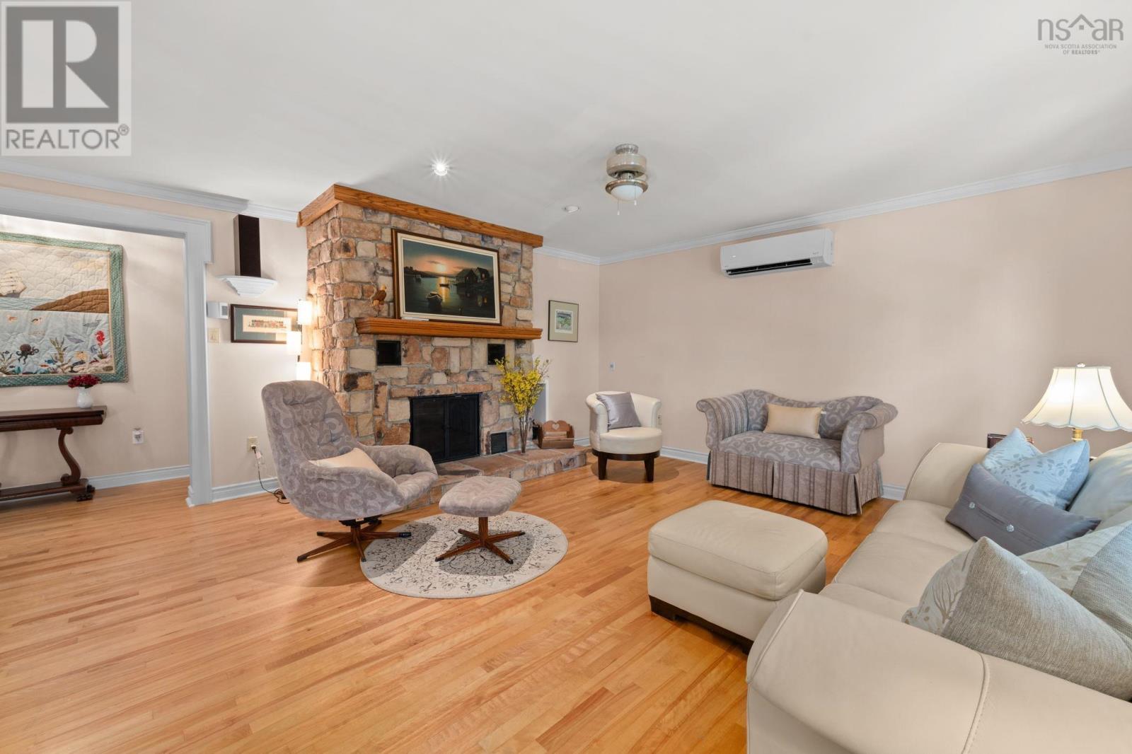 Property 23 of 44 of 940 Young Avenue