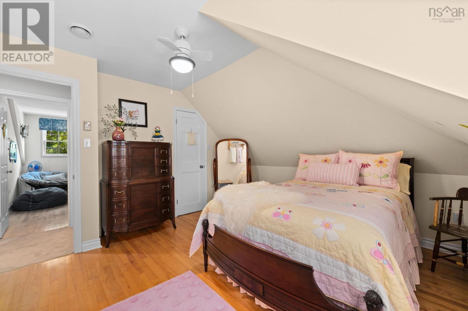 Property 35 of 44 of 940 Young Avenue