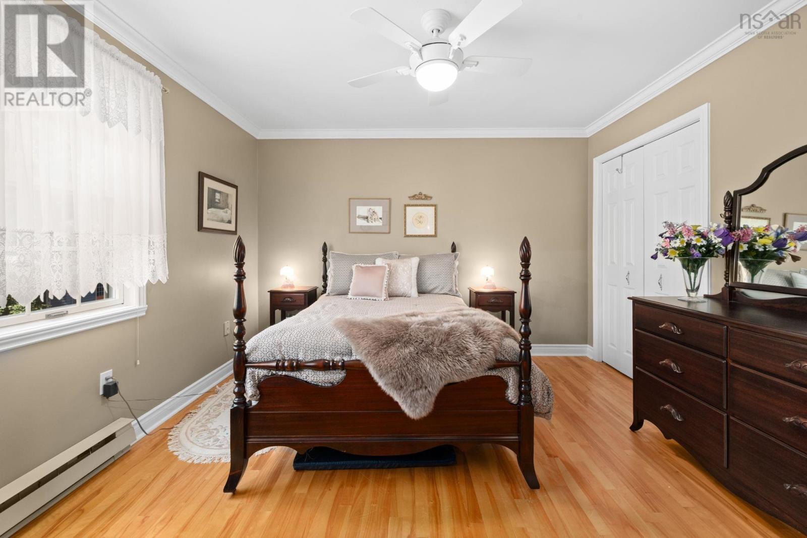 Property 28 of 44 of 940 Young Avenue