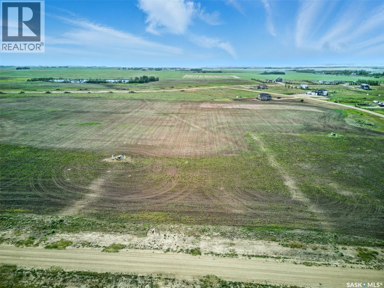 48 Meadowlark CRESCENT