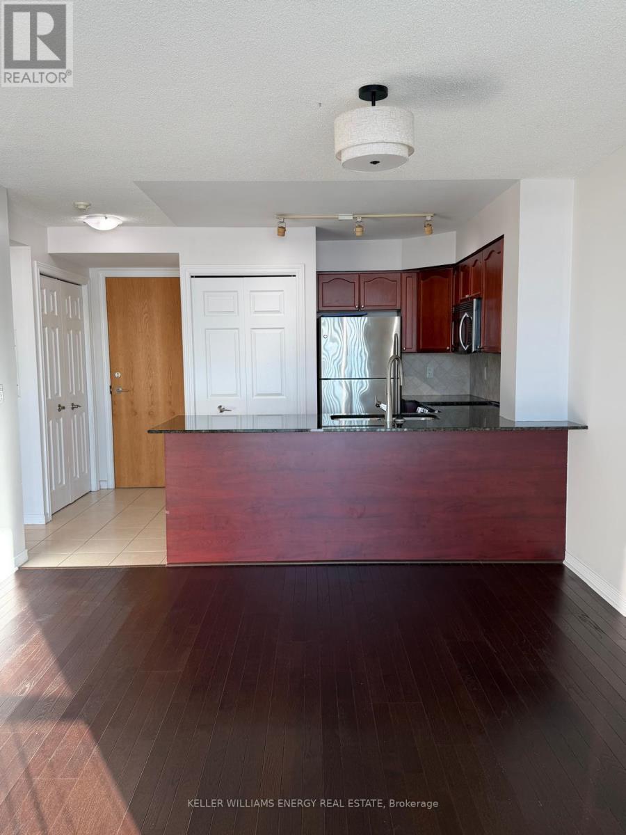 340 Watson Unit 419 photo 5