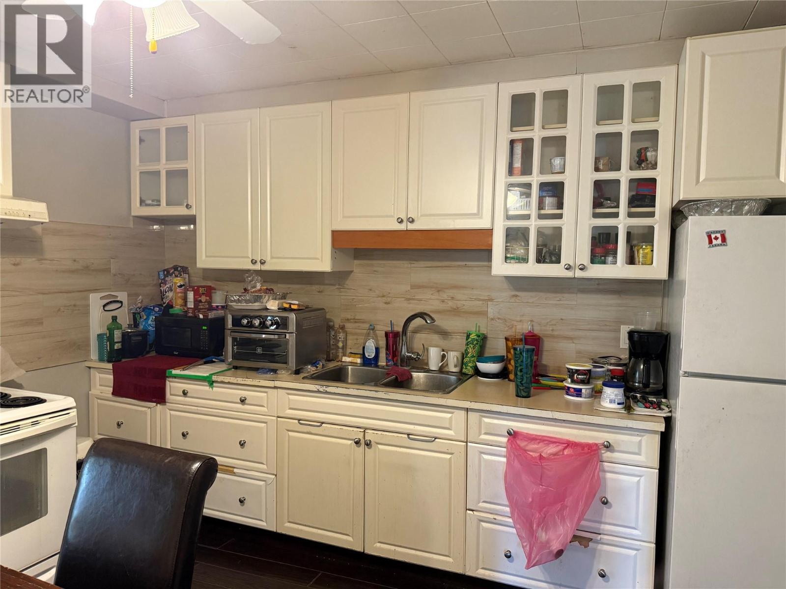  954 Glover Road, Trail