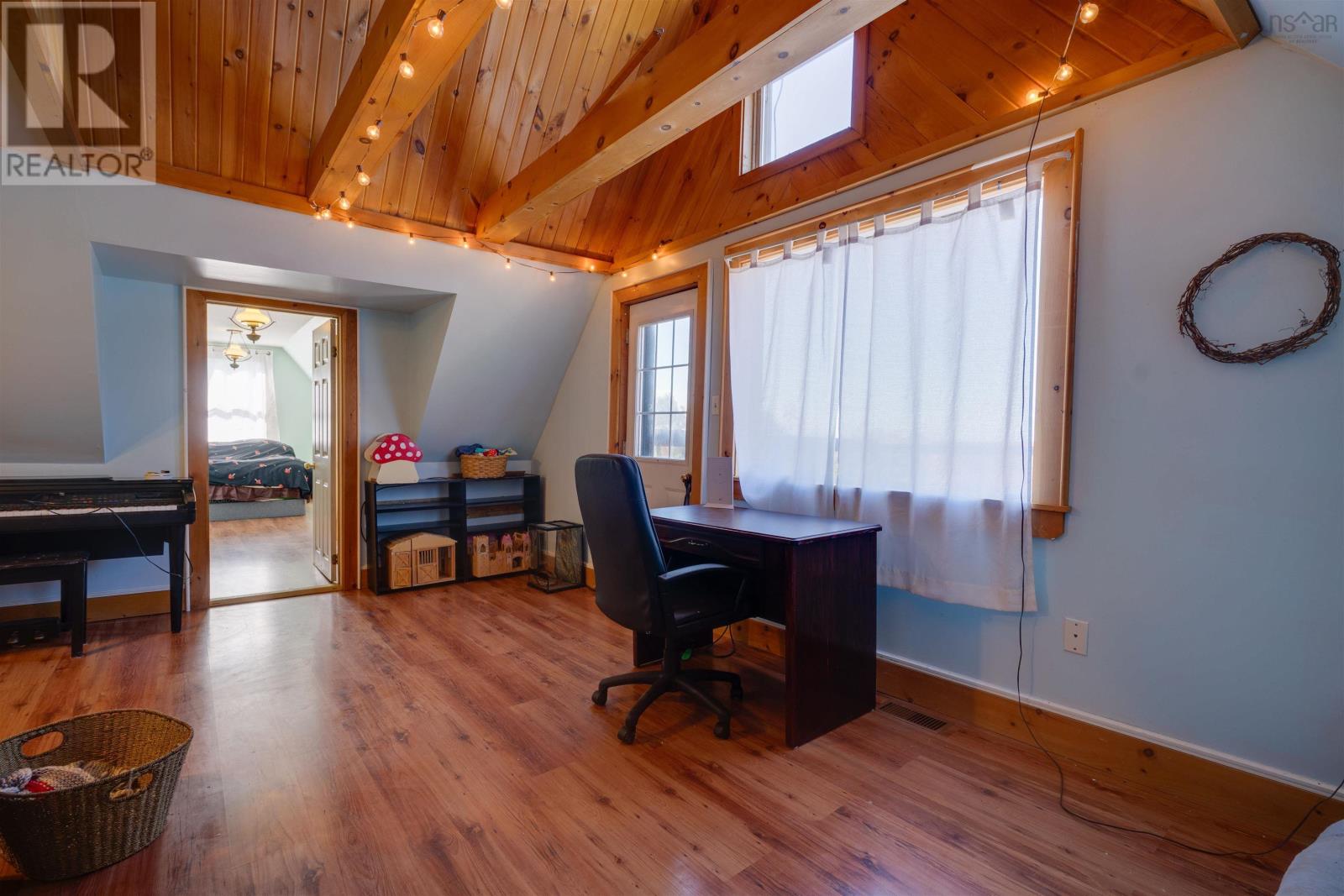 Property 19 of 31 of 1822 Culloden Road