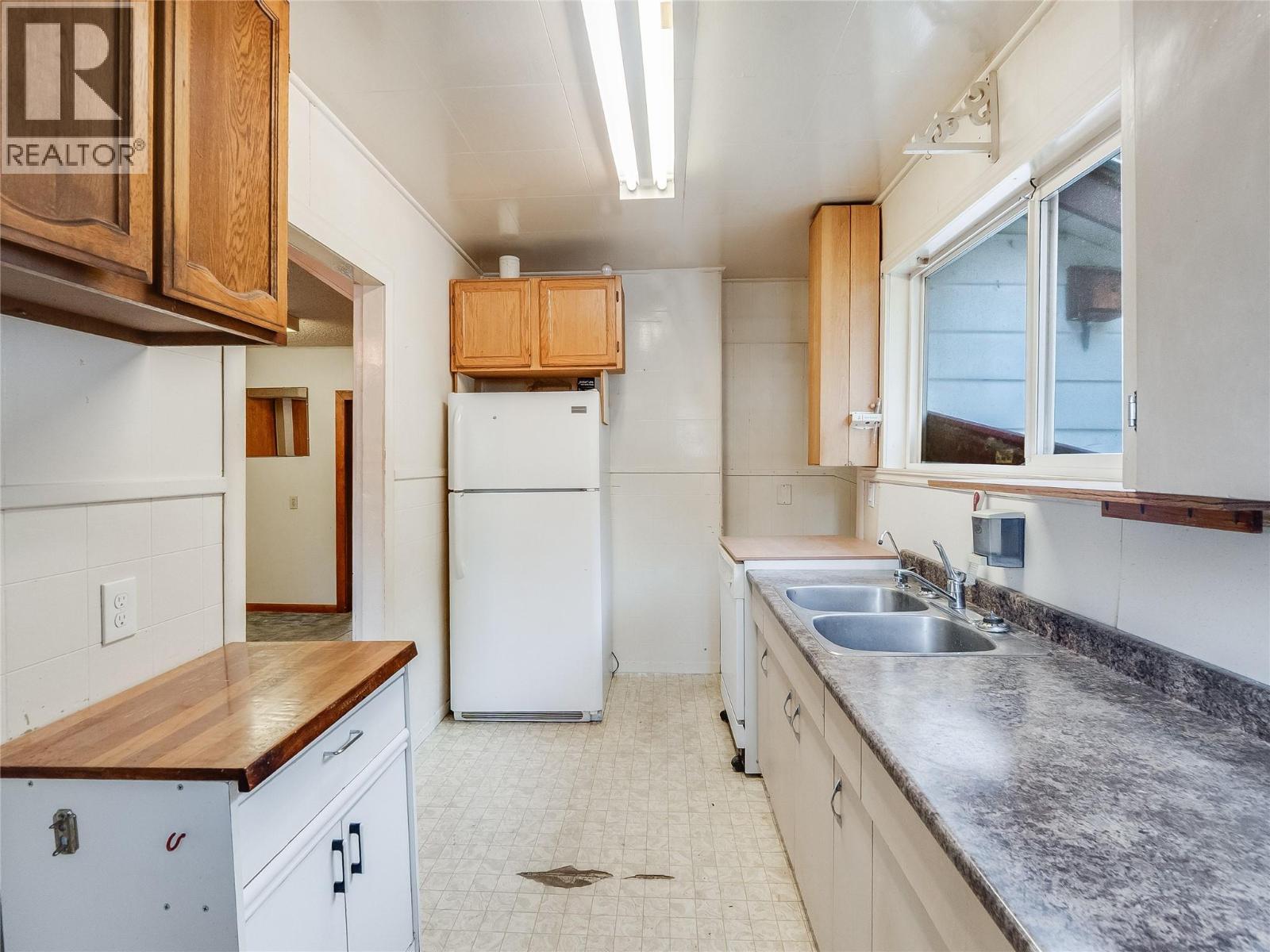 890 China Creek Road, Genelle