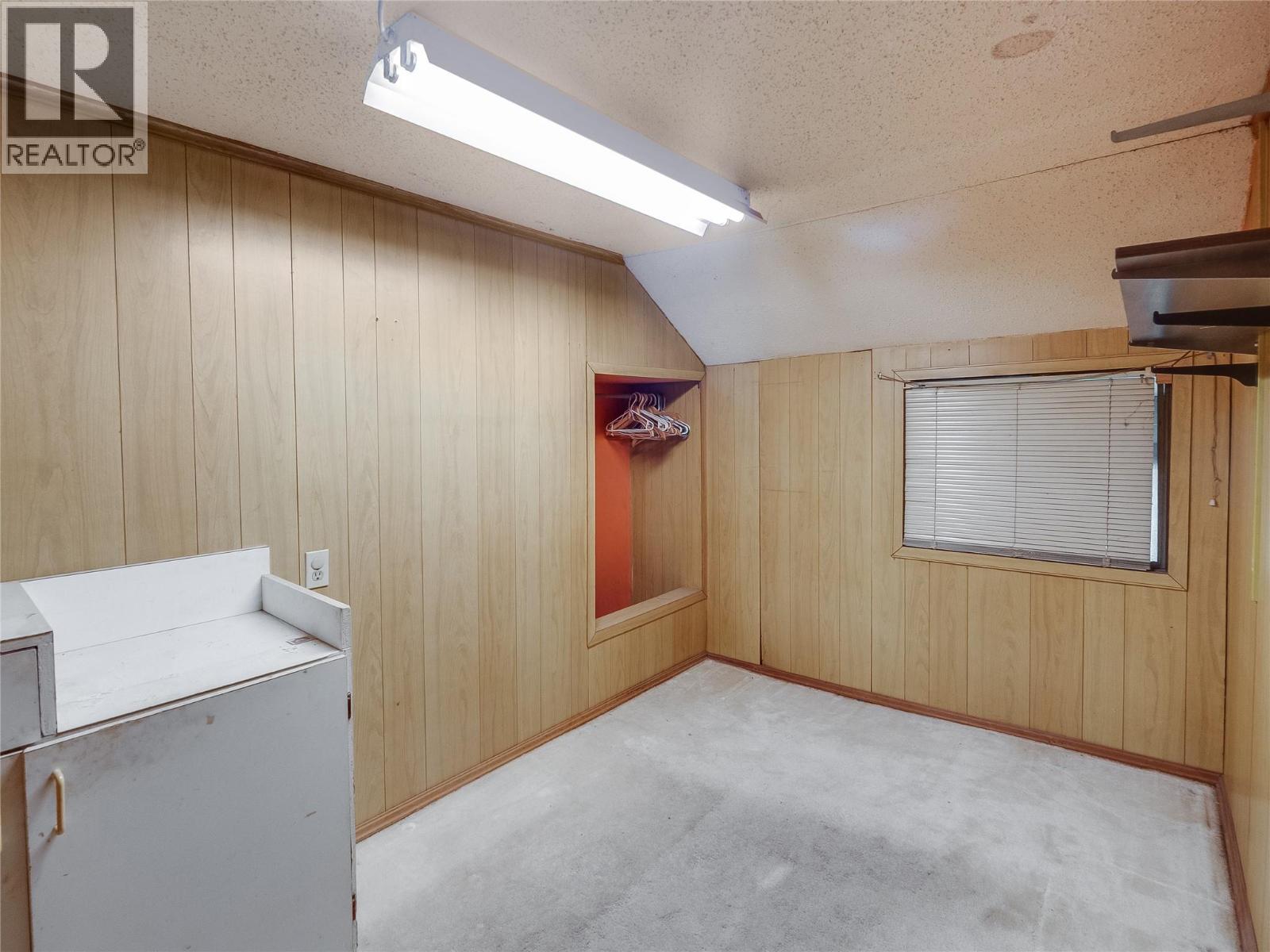 890 China Creek Road, Genelle