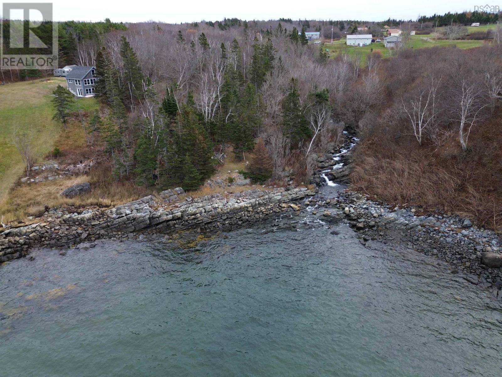 Property 5 of 9 of 6903 Highway 101