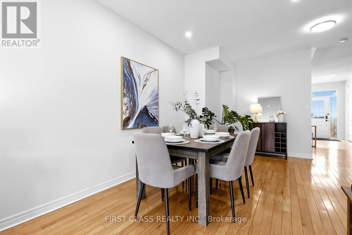 #36 8 TOWNWOOD DRIVE - 14