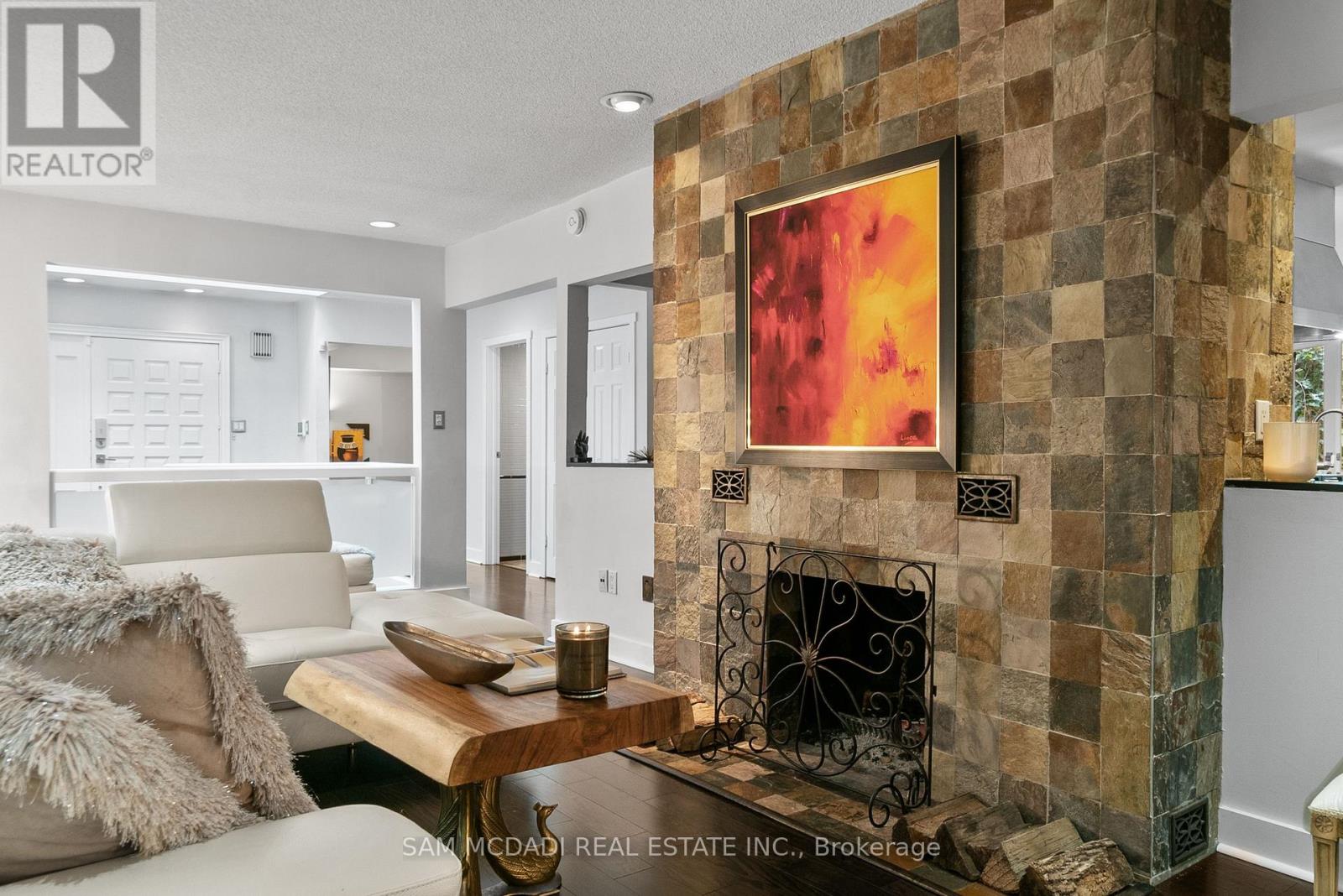 988 TENNYSON AVENUE - 25
