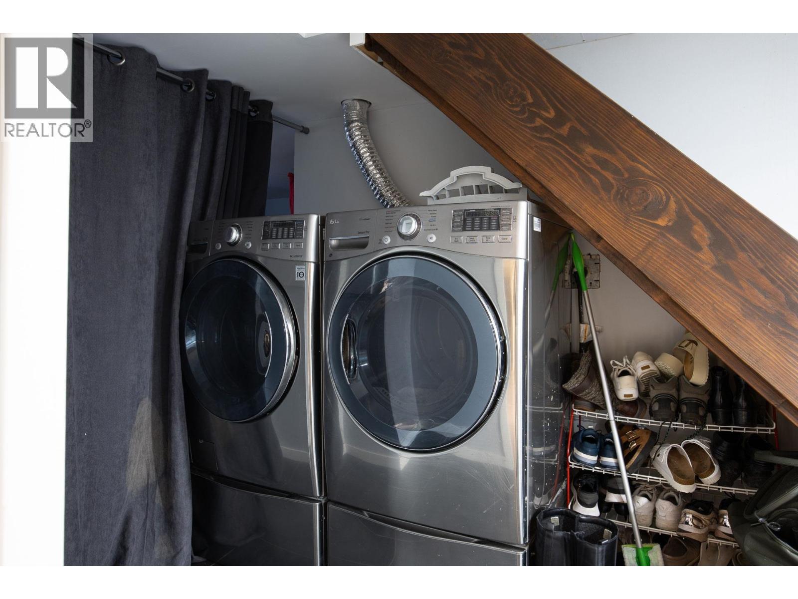 524 SECOND STREET, New Westminster