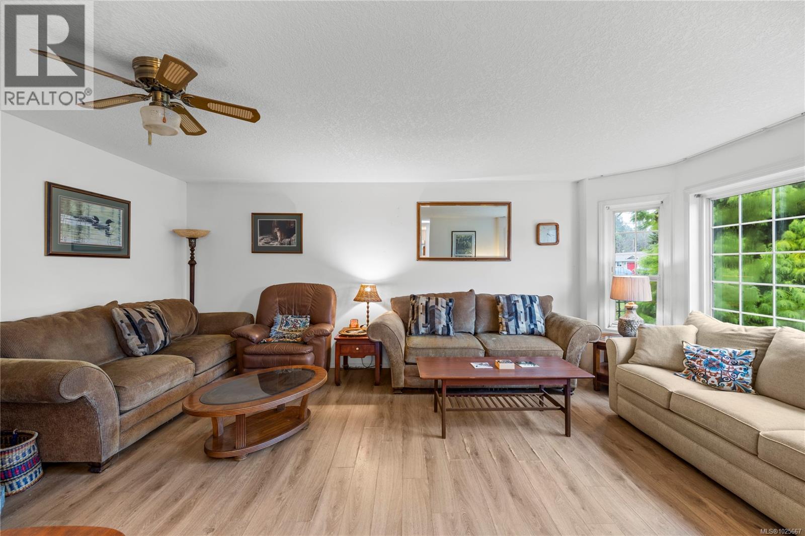 513 Rowan Dr, Qualicum Beach