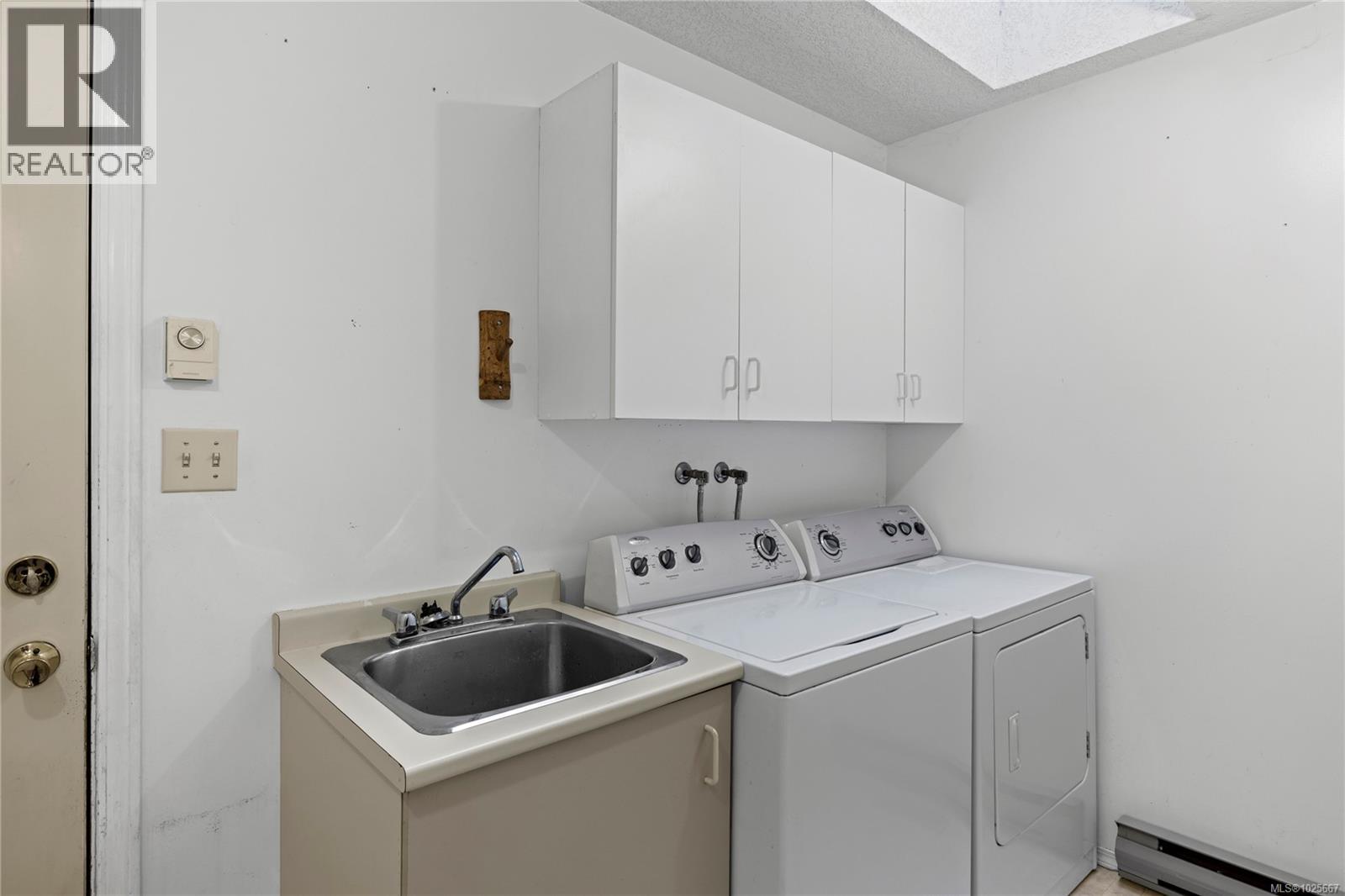 513 Rowan Dr, Qualicum Beach