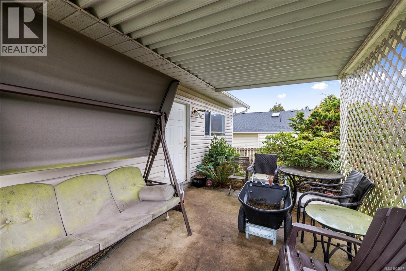 513 Rowan Dr, Qualicum Beach