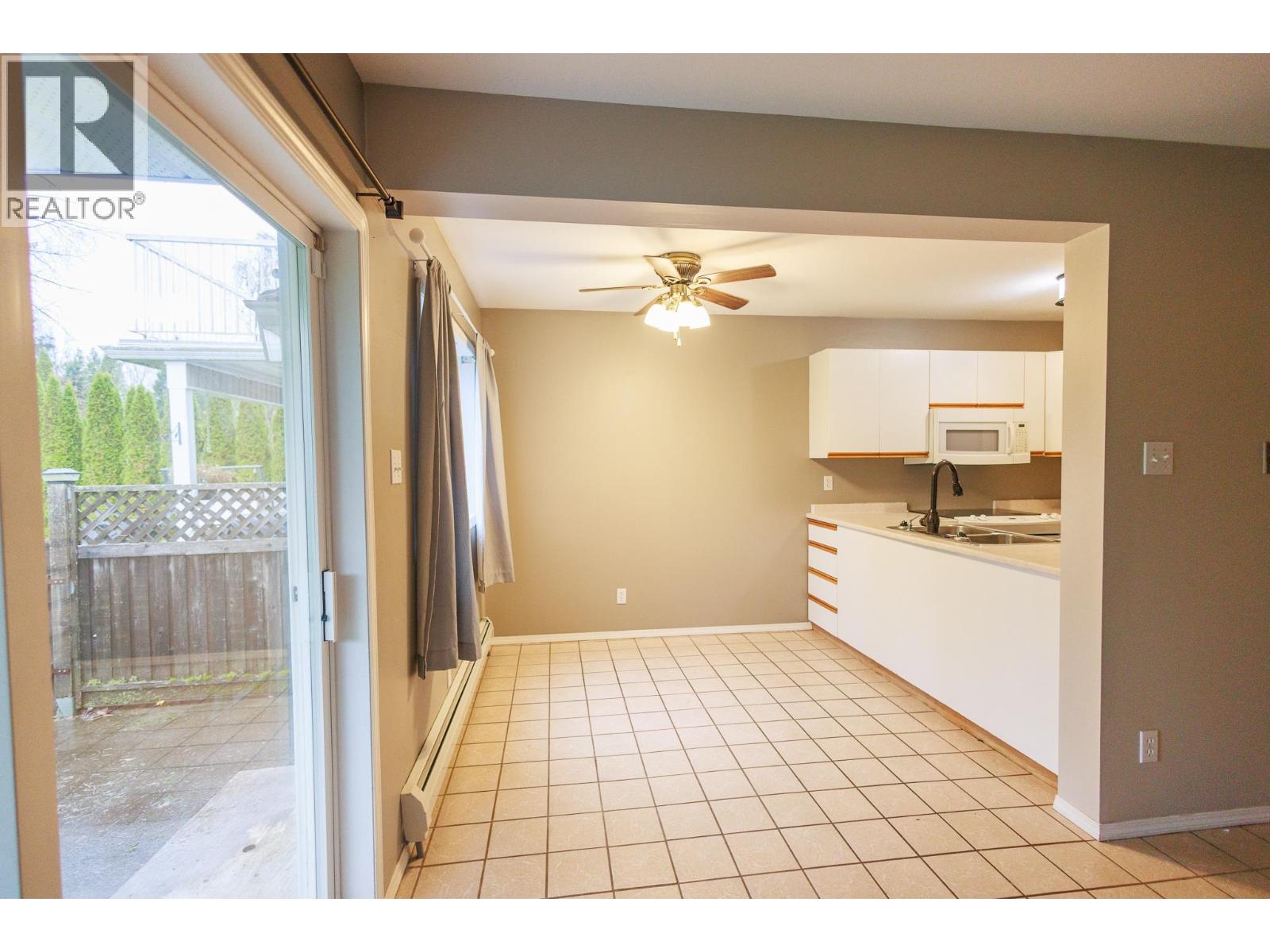 A 5115 MEDEEK AVENUE - Photo 4 of 31, Terrace, British Columbia