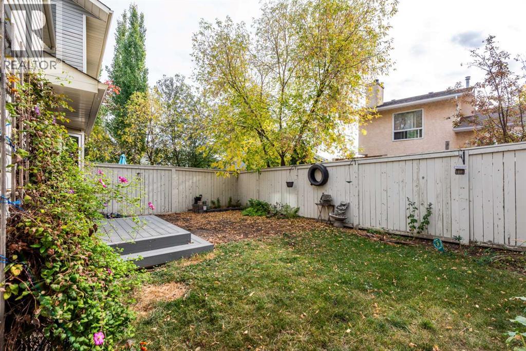Single Family House 4 Level for Sale in  Millrise Lane SW Millrise Calgary 