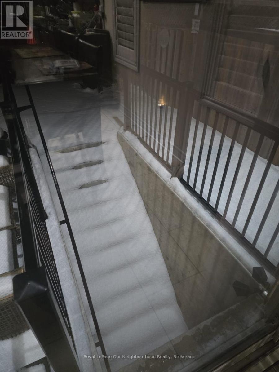 3229 PAUL HENDERSON DRIVE