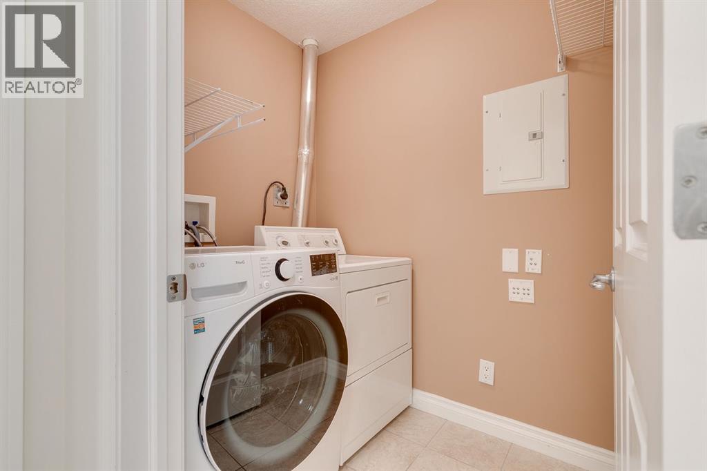 Single Family House for Sale in   Hemlock Crescent SW Spruce Cliff Calgary 