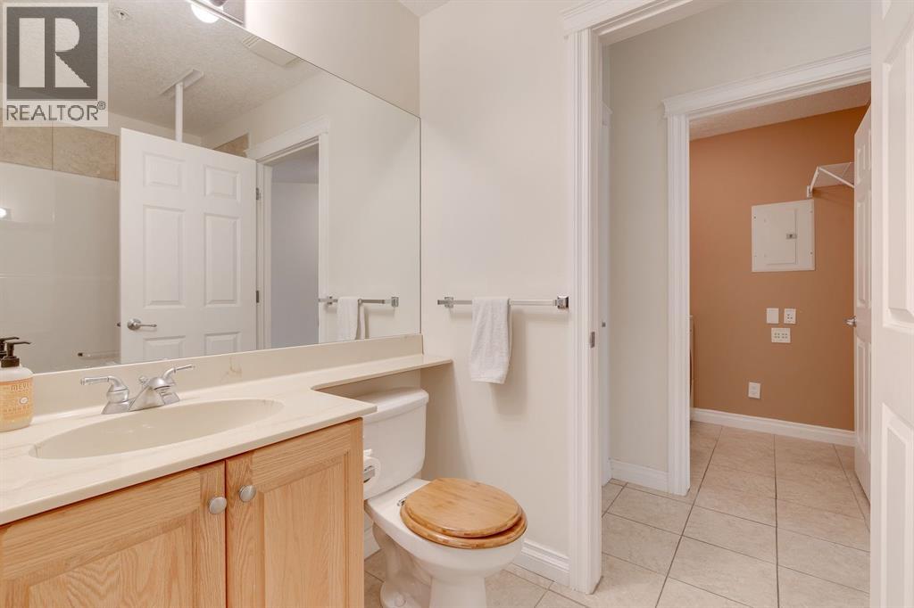 Single Family House for Sale in   Hemlock Crescent SW Spruce Cliff Calgary 